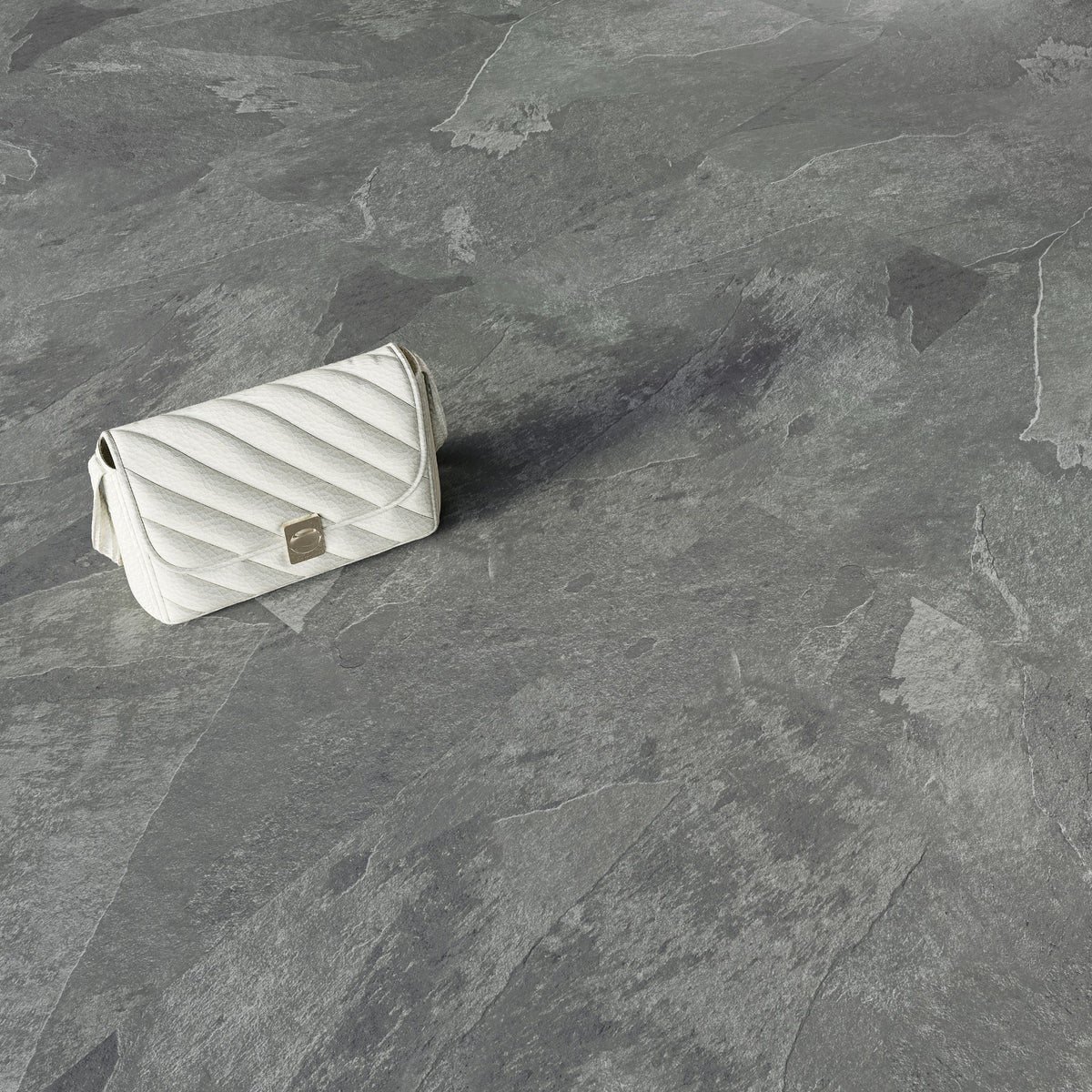 JOKA 555 Evolut Stone & Terrazzo 5919 Graphite Grey EIR Detailansicht