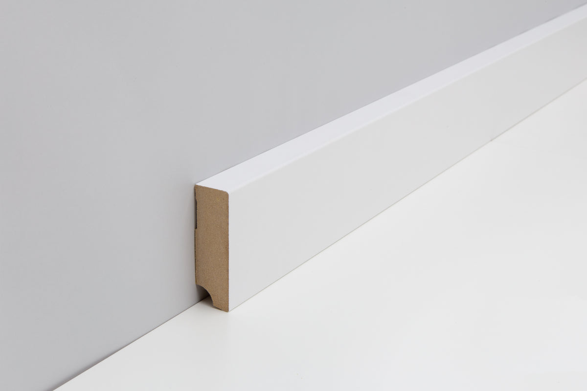 JOKA M831 CUBE 18x 58mm Weiß WS16 – Ansicht der 2,40 m langen Leiste